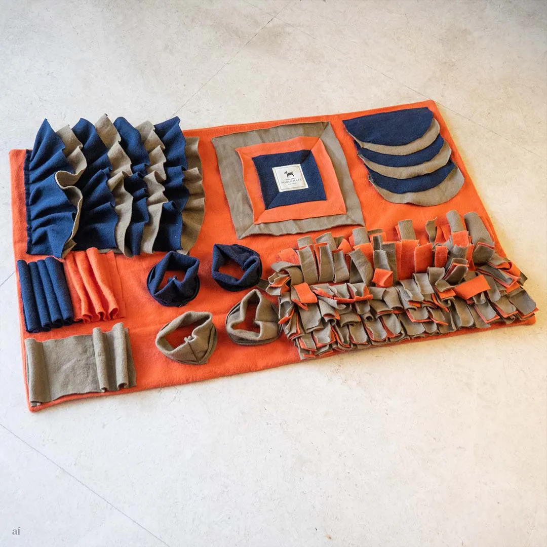 PoochMate What-The-Puzzle Snuffle Dog Mat - M/L 76 x 45 cms